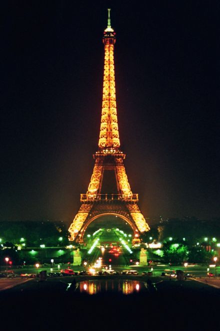 Lutetia bei Nacht - Blick vom Trocadéro auf den Eiffelturm